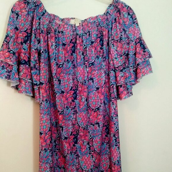 🌺🍍Simply Southern Off‑Shoulder Pineapple & Floral Top 🌺🍍 Navy • Size L - Picture 4 of 9